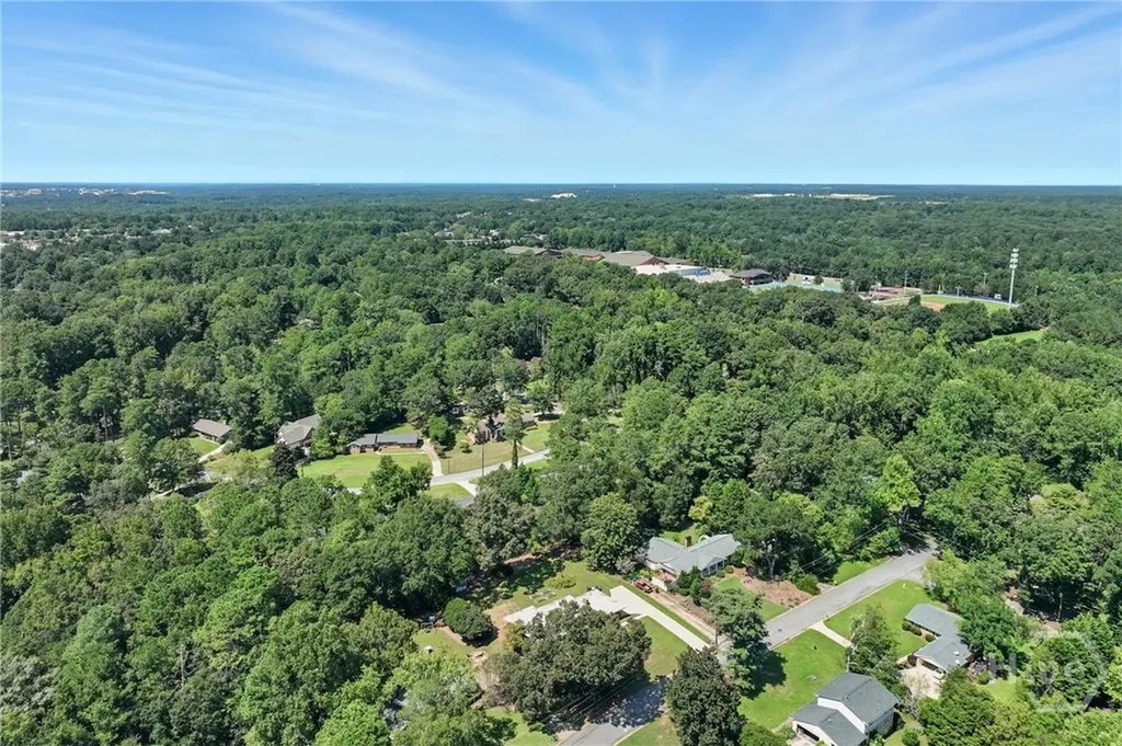 260 Crestwood Drive Athens GA 30605