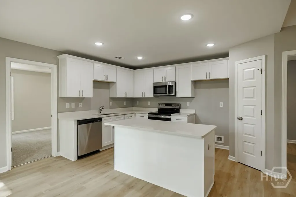 304 Ashbrook Trace Drive Athens GA 30605