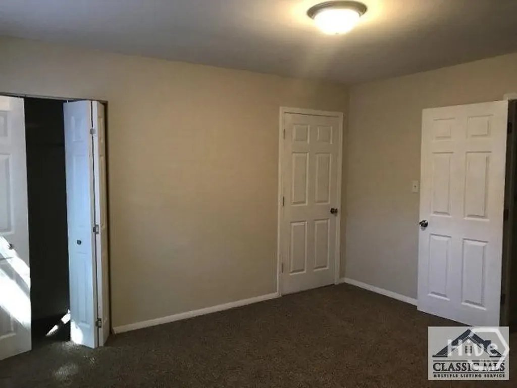 131 Pineview Drive Athens GA 30605