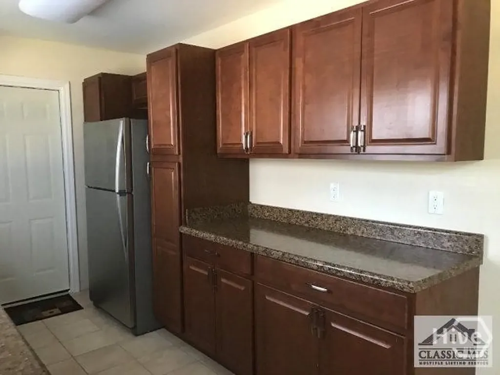 131 Pineview Drive Athens GA 30605