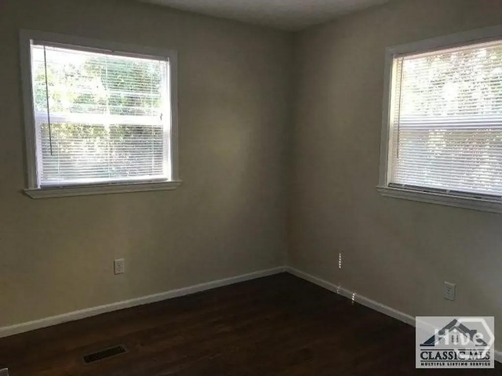 131 Pineview Drive Athens GA 30605