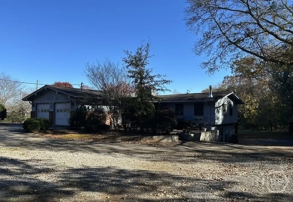1595 Timothy Road Athens GA 30606