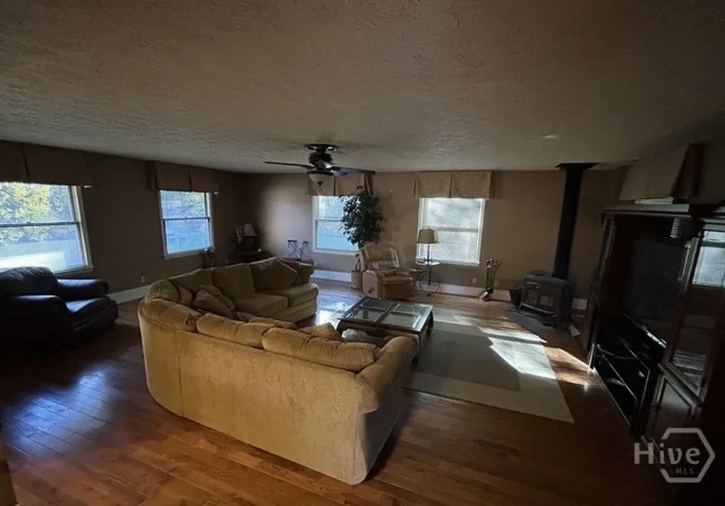 1595 Timothy Road Athens GA 30606