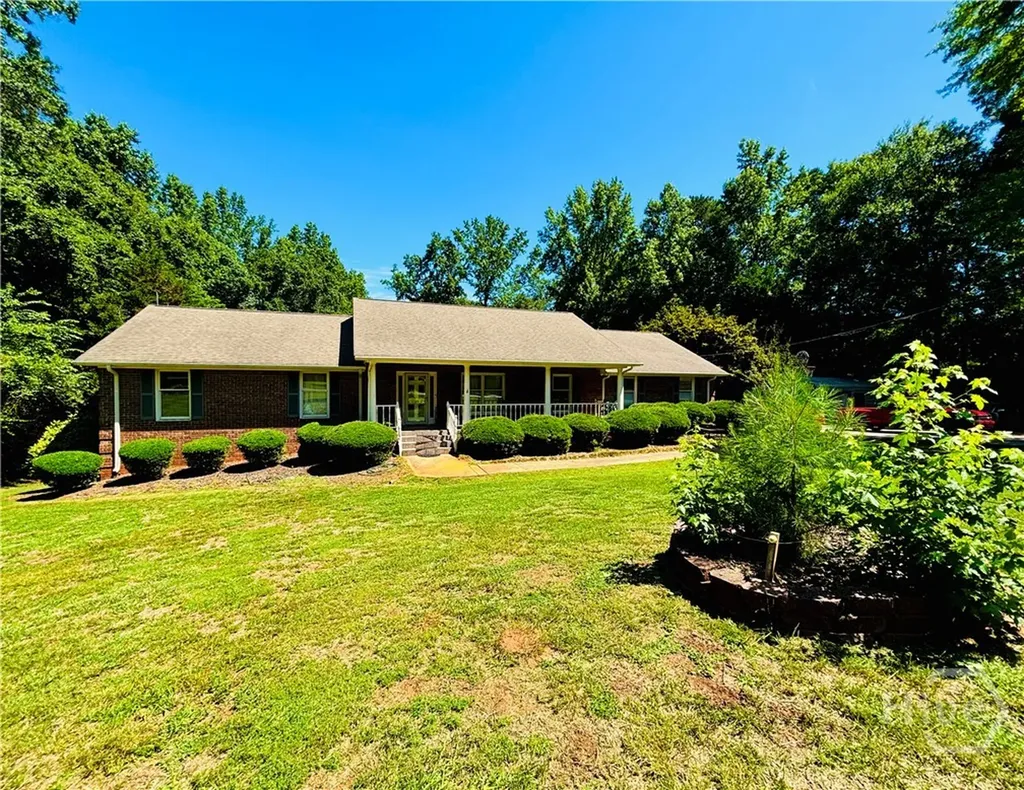 110 Saxon Woods Drive Athens GA 30607