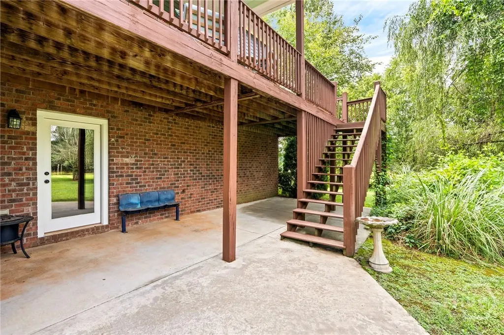 425 Oak Grove Road Athens GA 30607