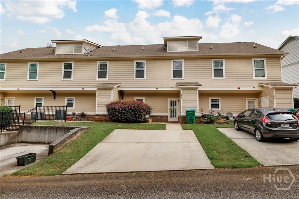 283 Oconee River Circle Athens GA 30605