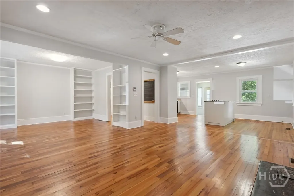 385 Sunset Drive Athens GA 30606