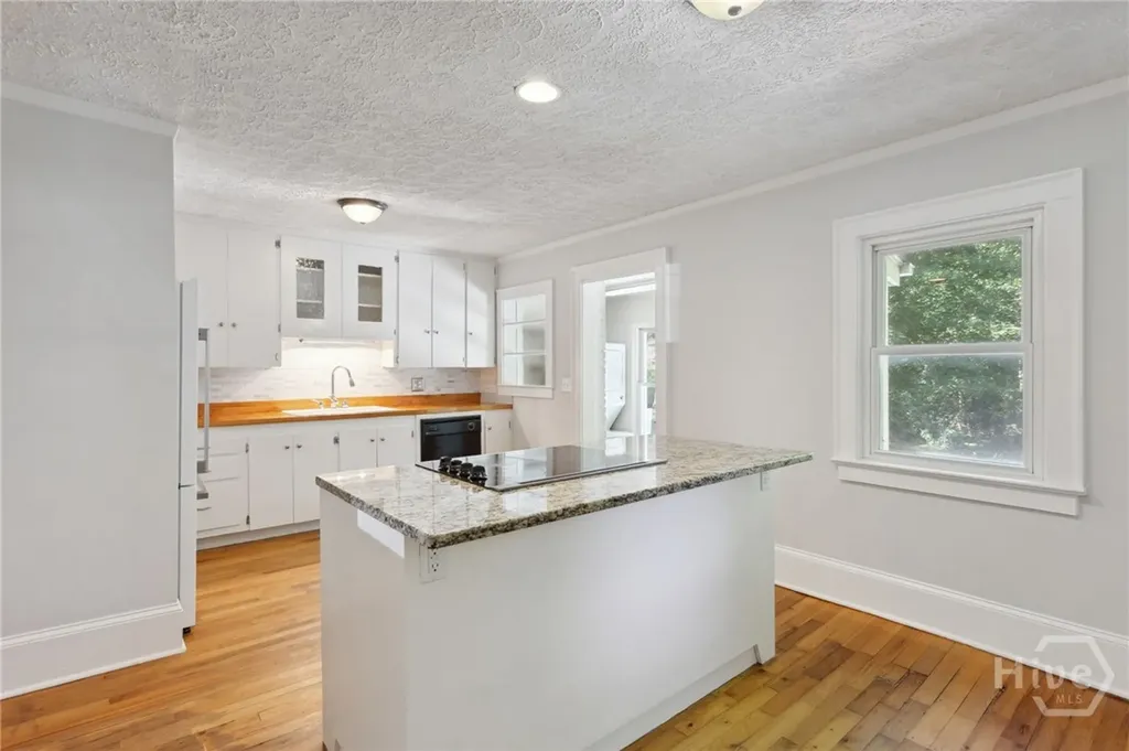 385 Sunset Drive Athens GA 30606