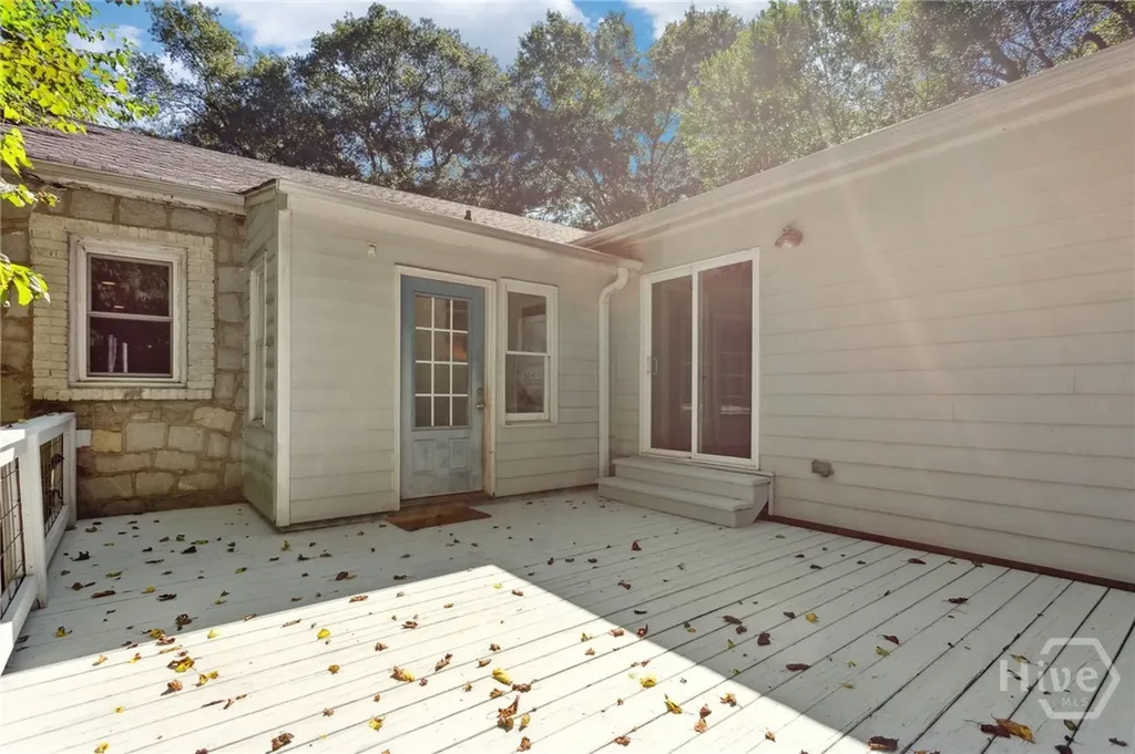 385 Sunset Drive Athens GA 30606