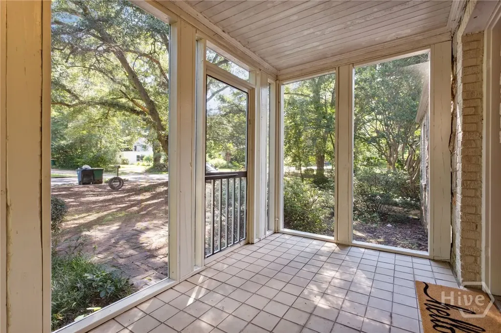 385 Sunset Drive Athens GA 30606