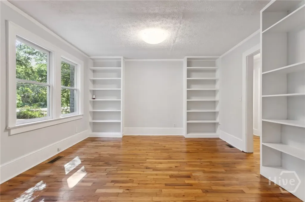 385 Sunset Drive Athens GA 30606
