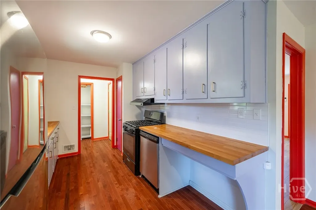 145 Pineview Drive Athens GA 30606