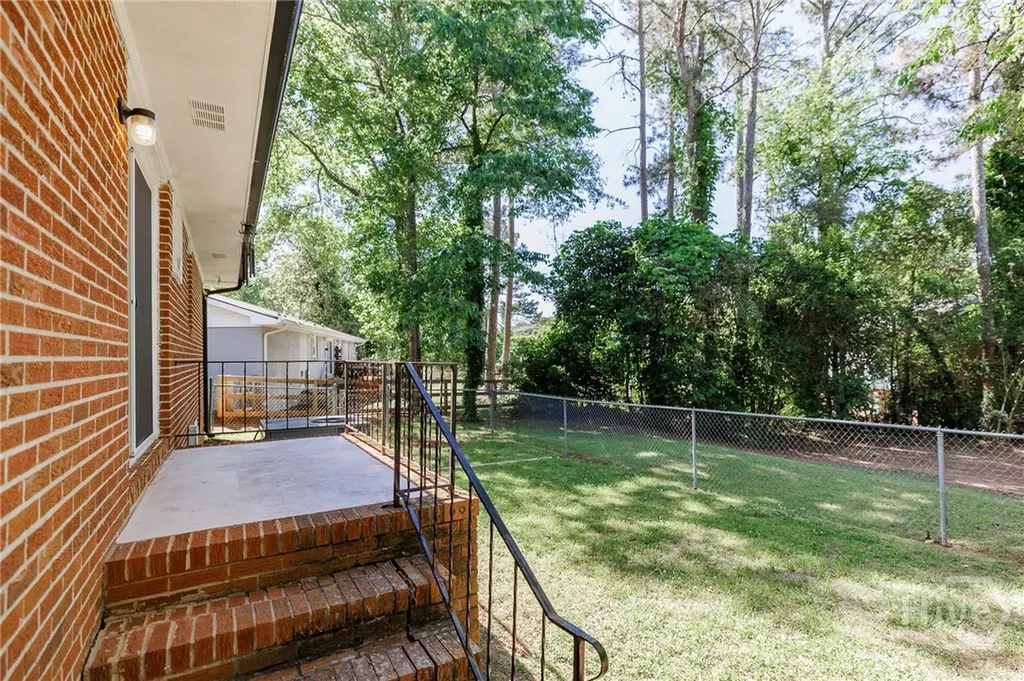 145 Pineview Drive Athens GA 30606