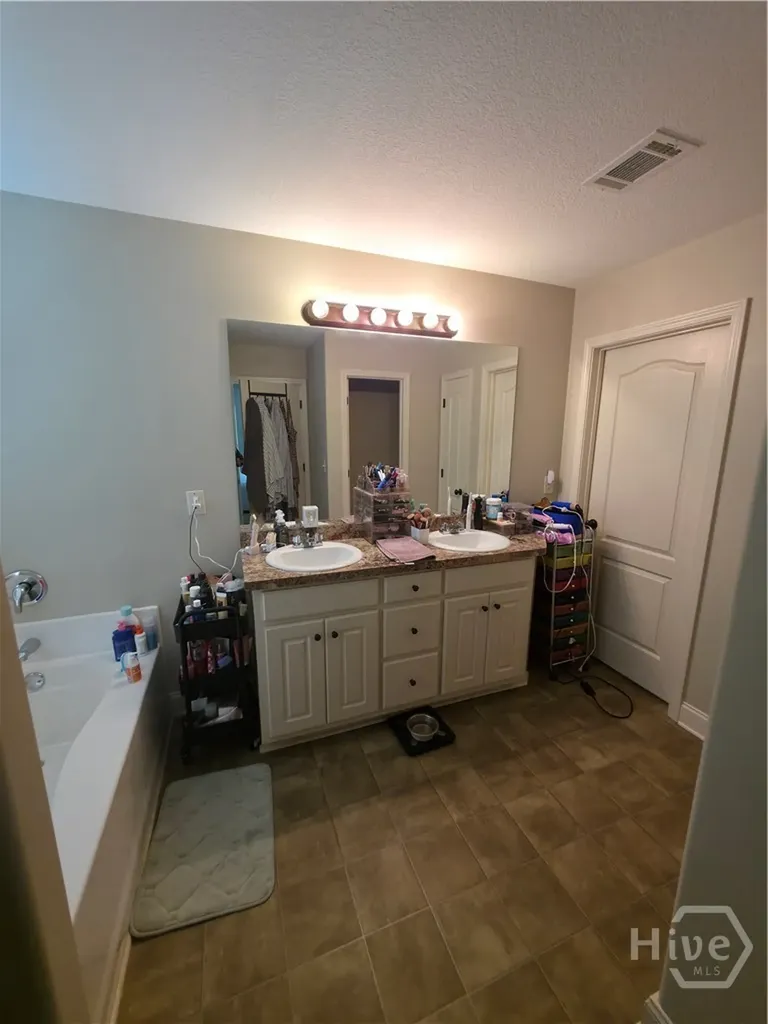 1442 Dillard Heights Bethlehem GA 30620