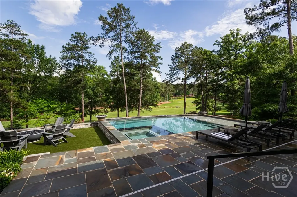 1161 Sugar Run Greensboro GA 30642