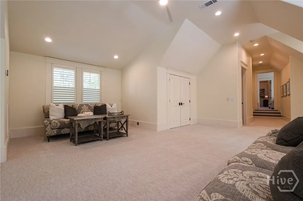 1161 Sugar Run Greensboro GA 30642