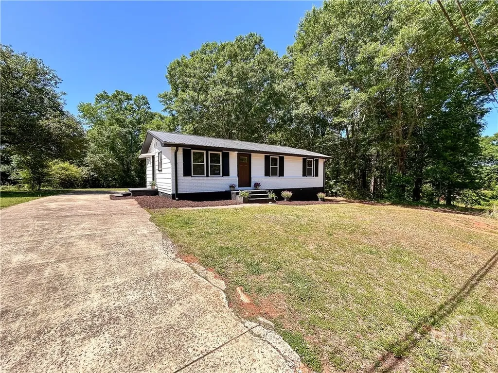 858 Clairmont Avenue Comer GA 30629