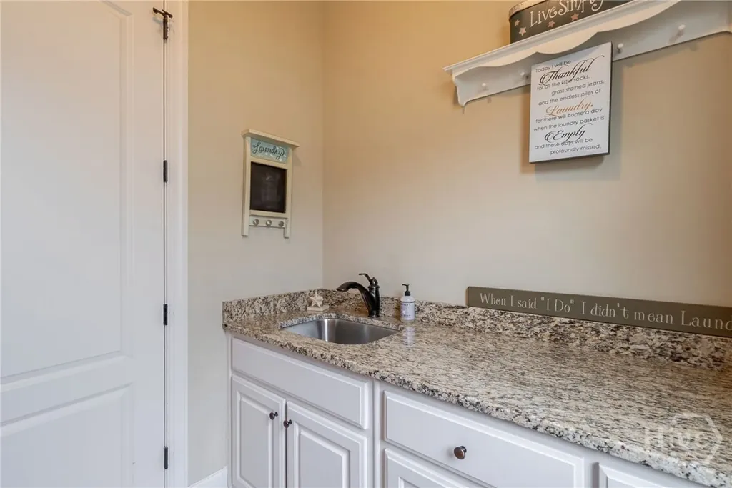 1405 Evergreen Park Statham GA 30666