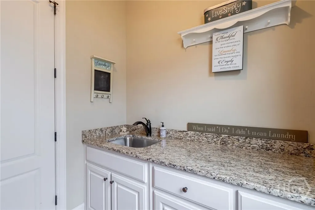 1405 Evergreen Park Statham GA 30666