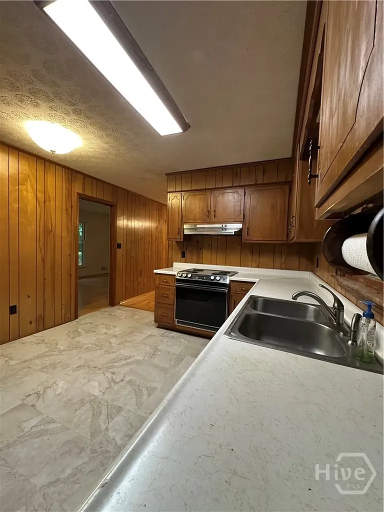 375 Segrest Circle Athens GA 30605