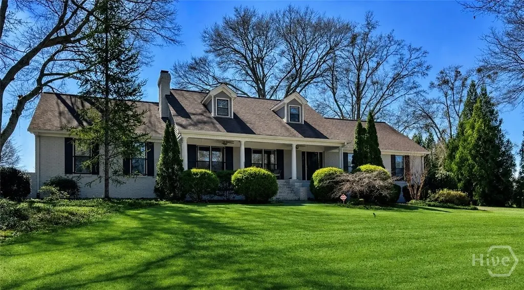 1331 Luke Circle Bogart GA