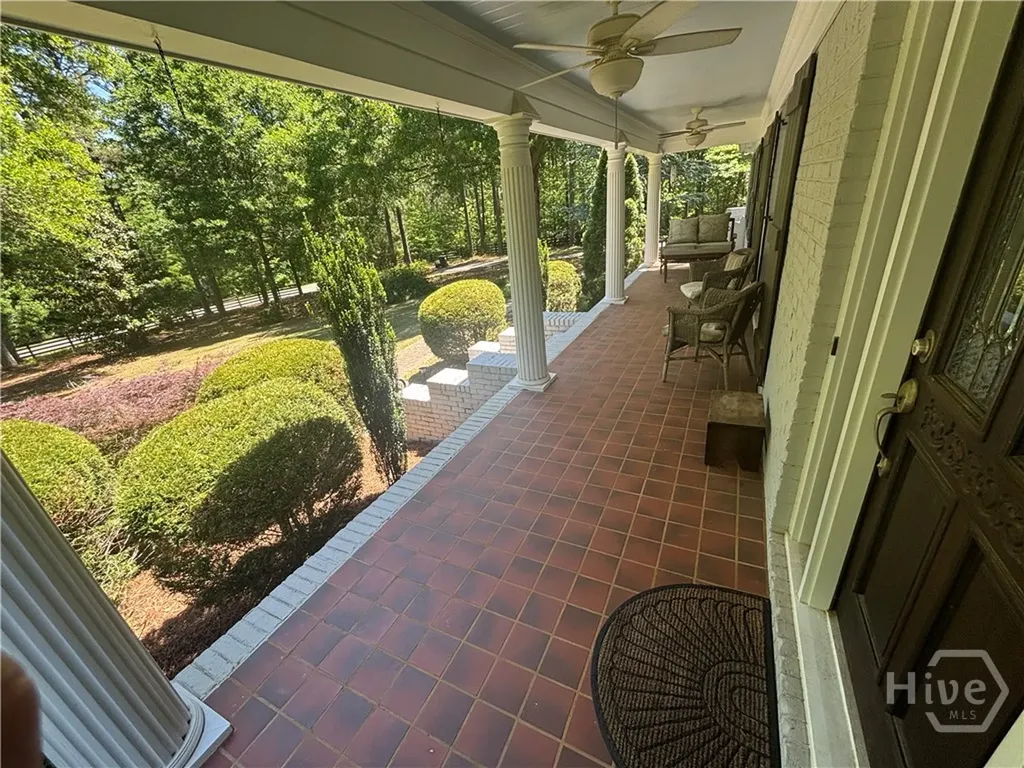 1331 Luke Circle Bogart GA