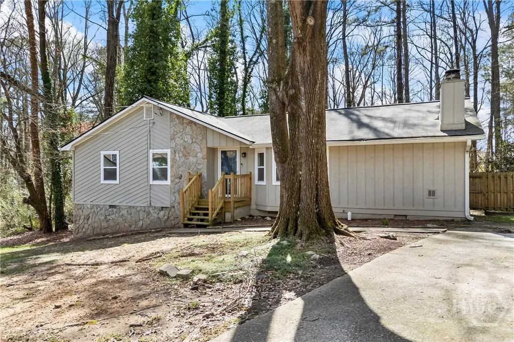 2493 Cherie Glen Road Snellville GA 30039
