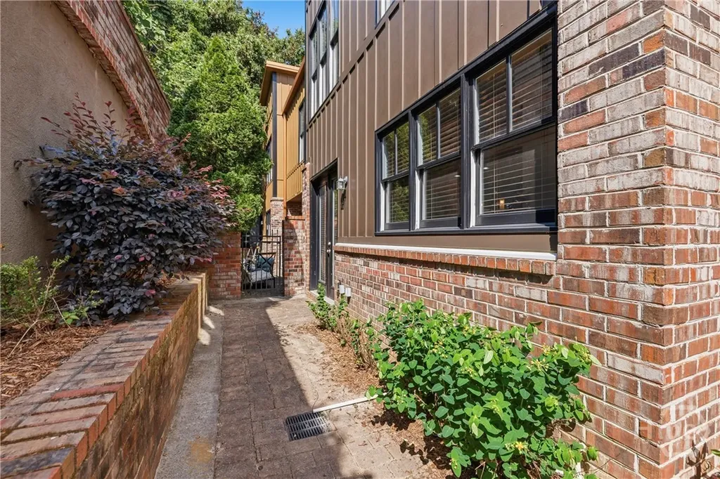 118 Ruth Drive Athens GA 30601