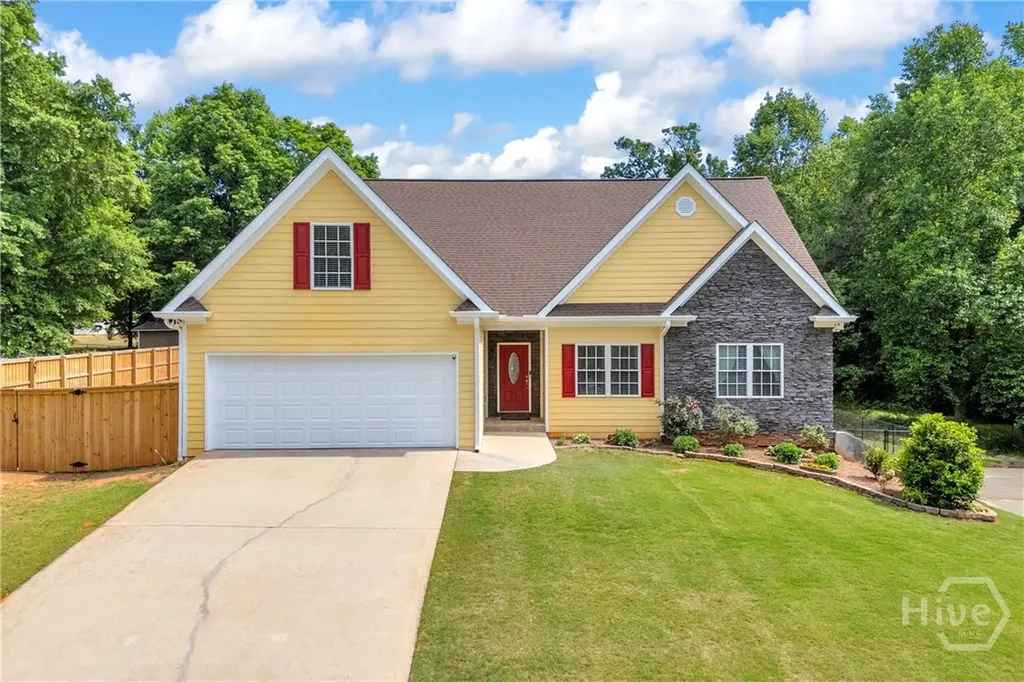 155 Hidden Falls Drive Hull GA 30646