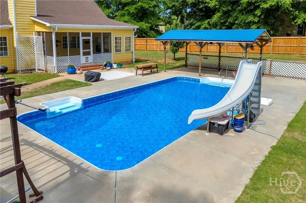 155 Hidden Falls Drive Hull GA 30646