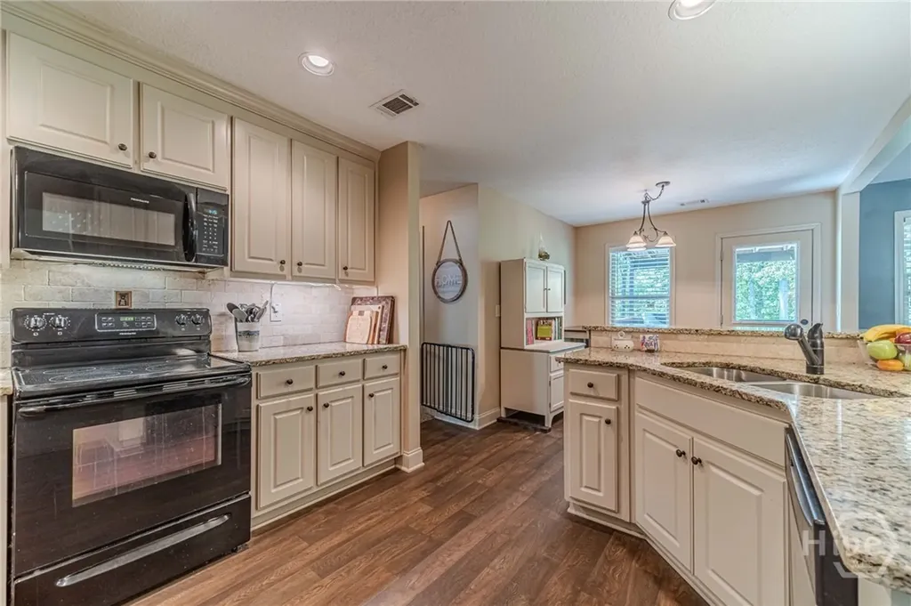 801 Rouse Circle Hoschton GA 30548