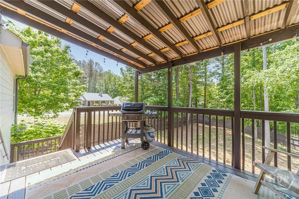 801 Rouse Circle Hoschton GA 30548