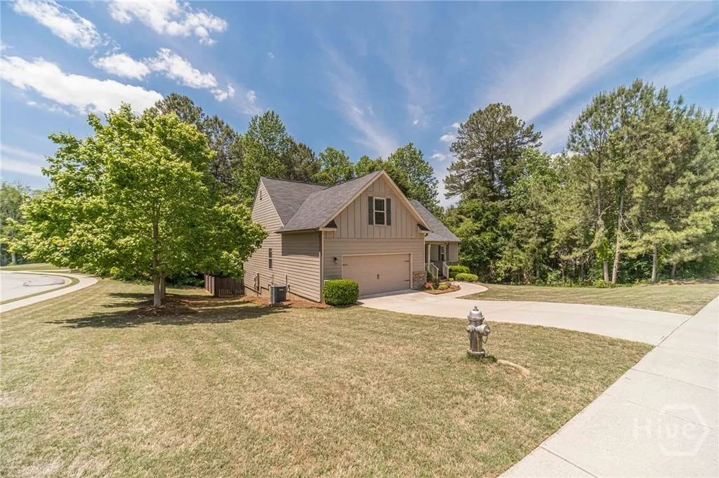 801 Rouse Circle Hoschton GA 30548
