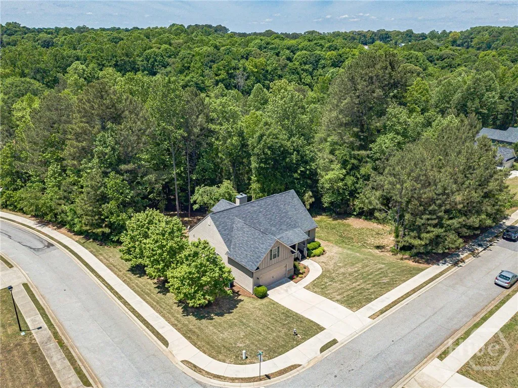 801 Rouse Circle Hoschton GA 30548