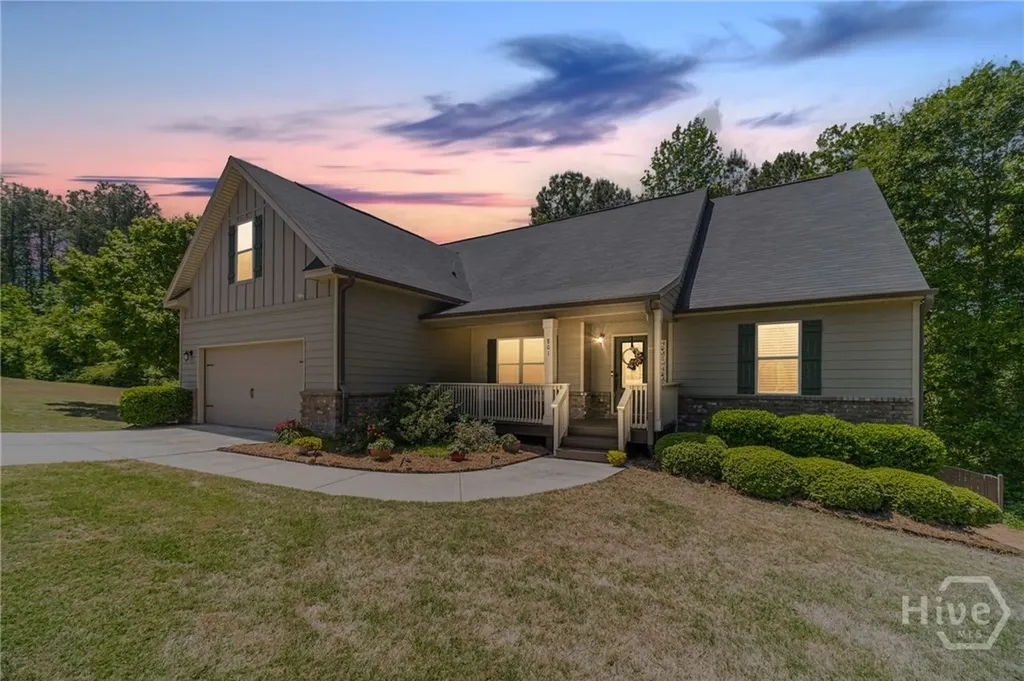 801 Rouse Circle Hoschton GA 30548