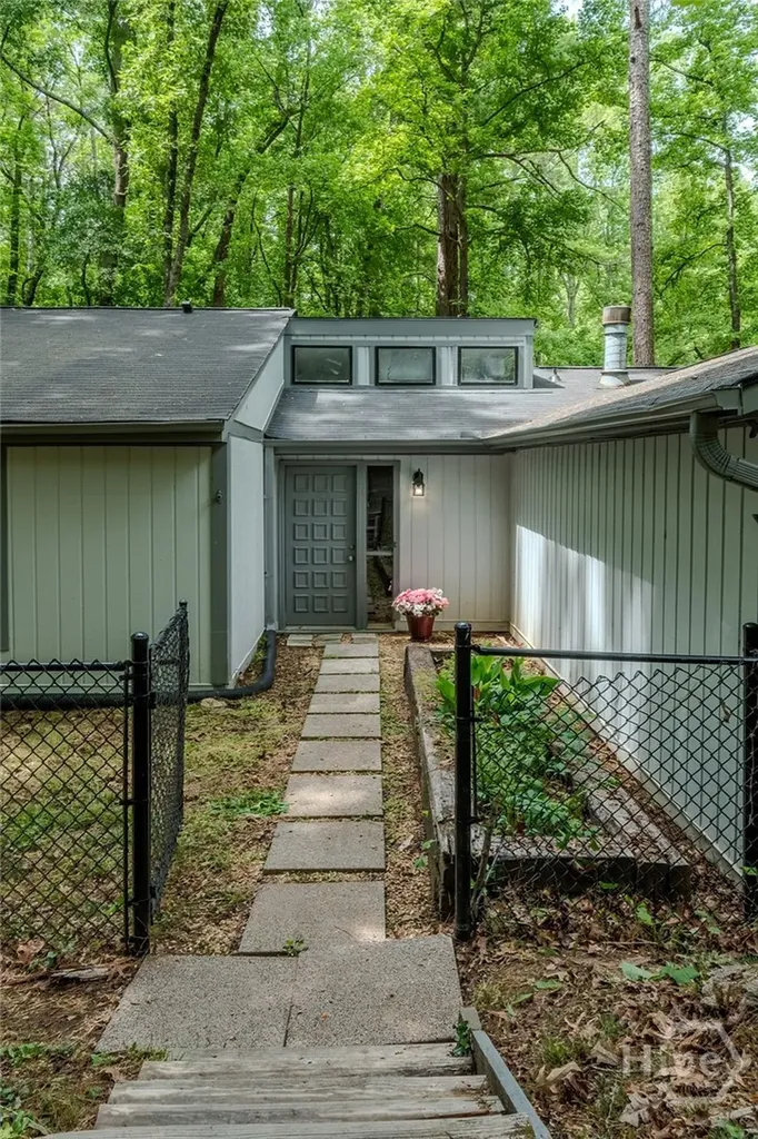 129 Mcduffie Drive Athens GA 30605