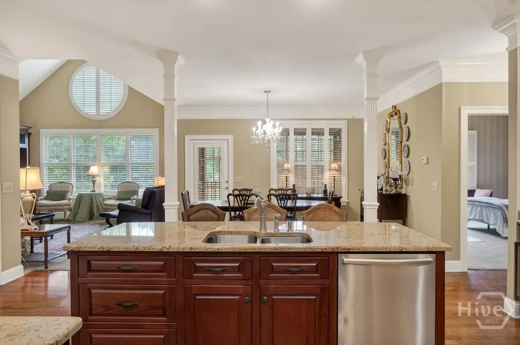 112 Annas Walk Athens GA 30606