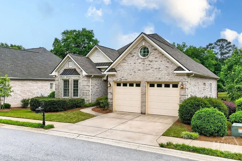 112 Annas Walk Athens GA 30606