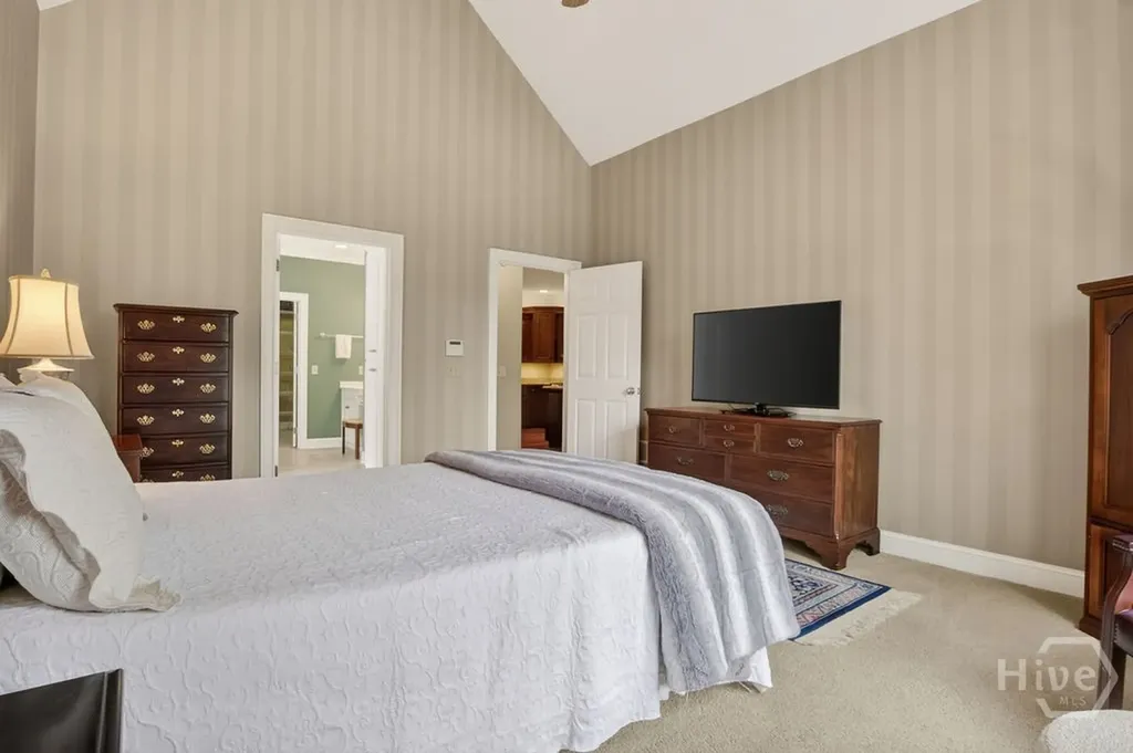 112 Annas Walk Athens GA 30606