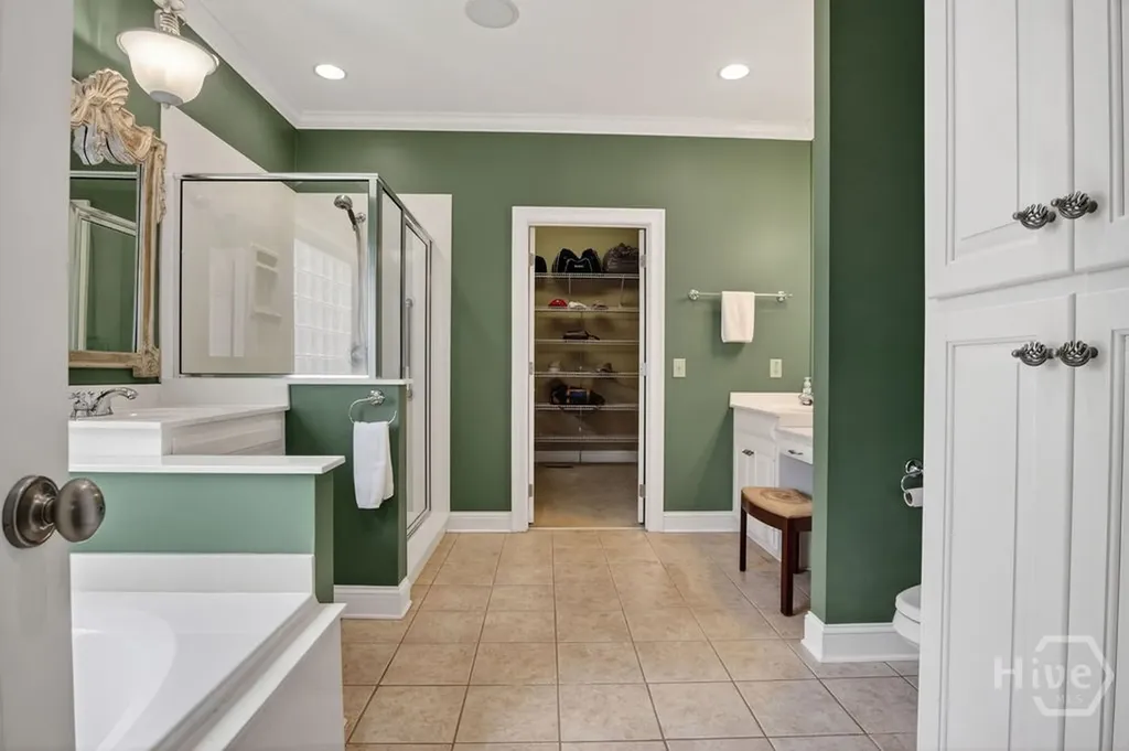 112 Annas Walk Athens GA 30606