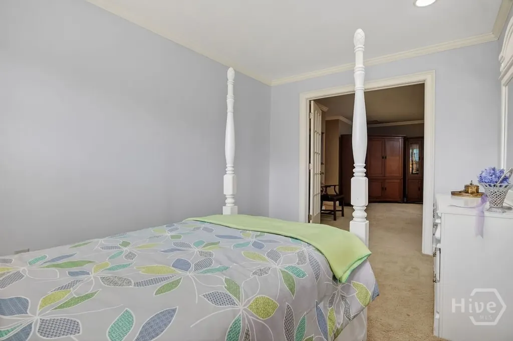 112 Annas Walk Athens GA 30606