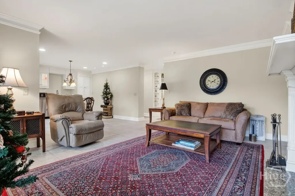 112 Annas Walk Athens GA 30606