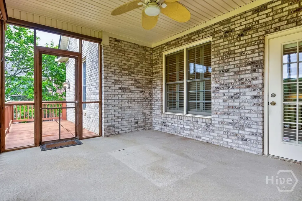 112 Annas Walk Athens GA 30606