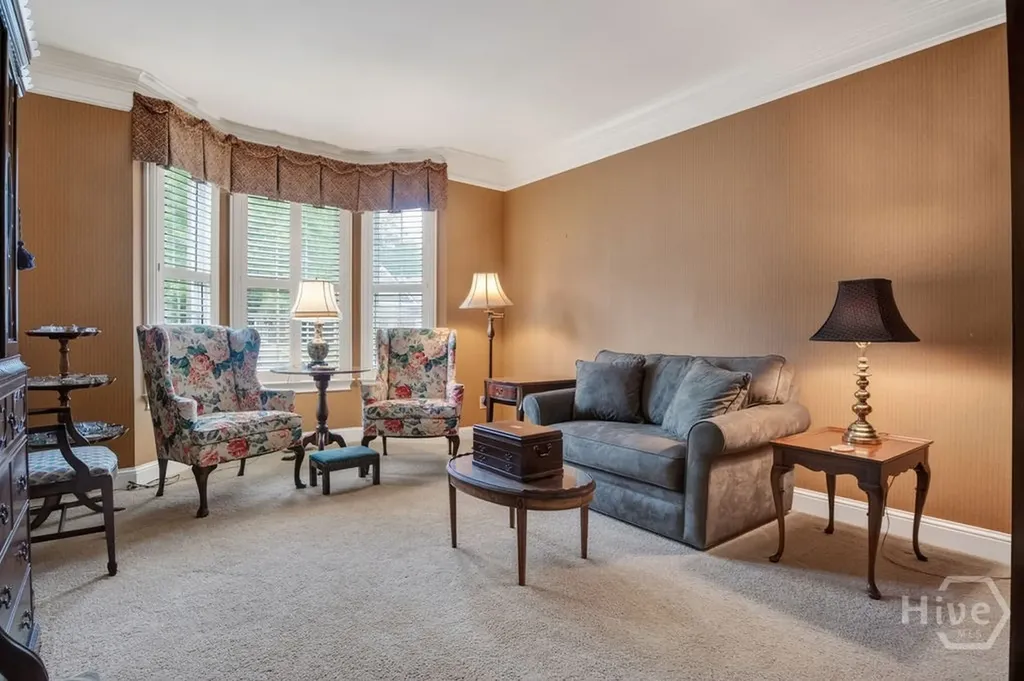 112 Annas Walk Athens GA 30606