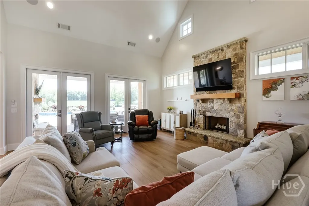 1820 Clover Lane Bishop GA 30621