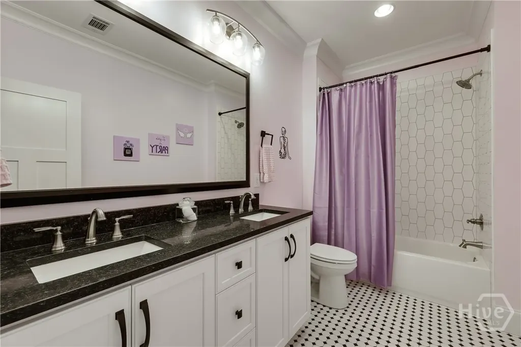 1820 Clover Lane Bishop GA 30621