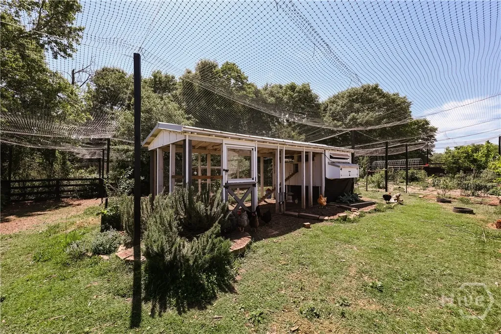 1820 Clover Lane Bishop GA 30621