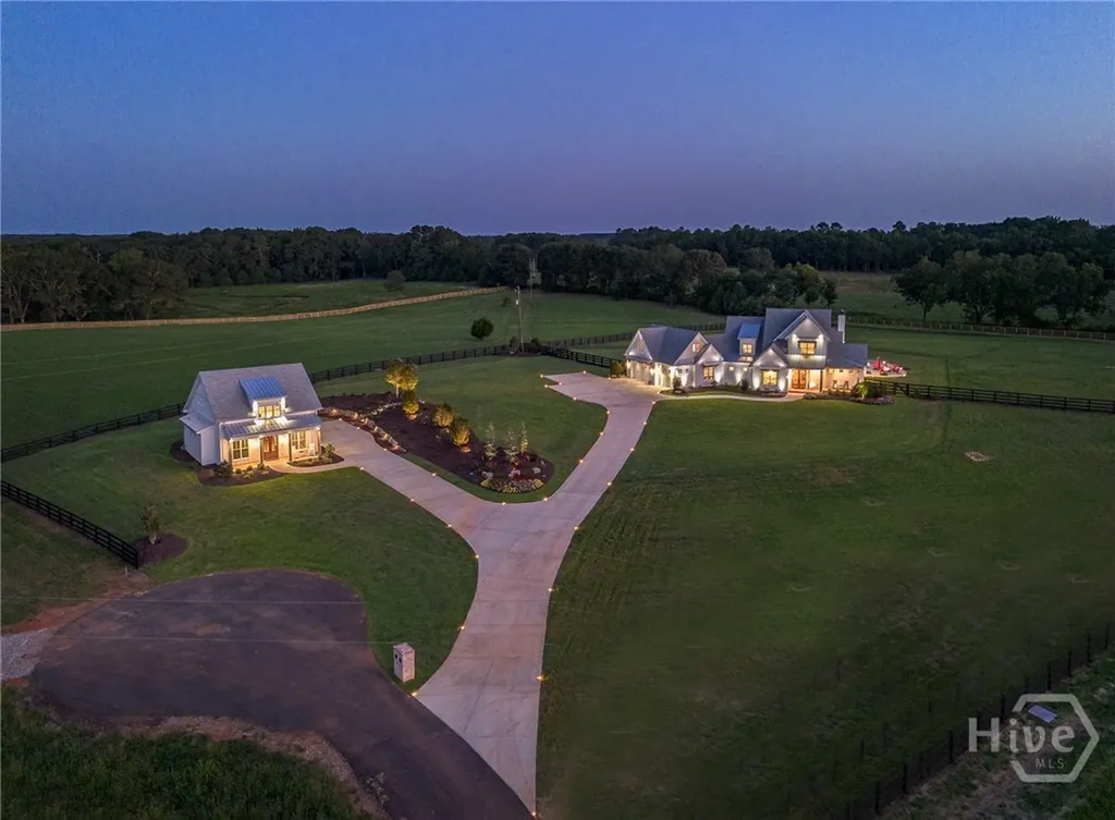 1820 Clover Lane Bishop GA 30621