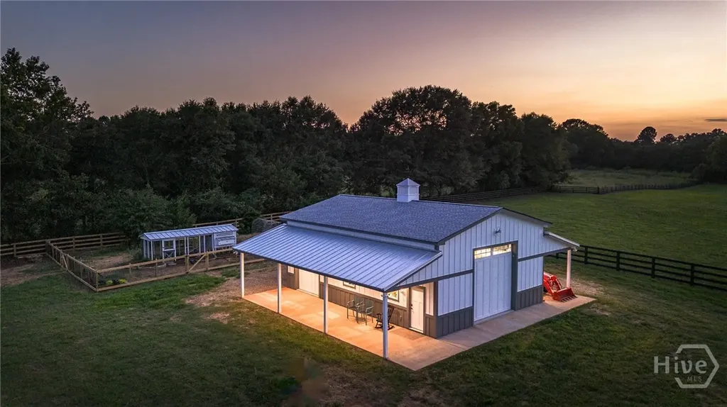 1820 Clover Lane Bishop GA 30621