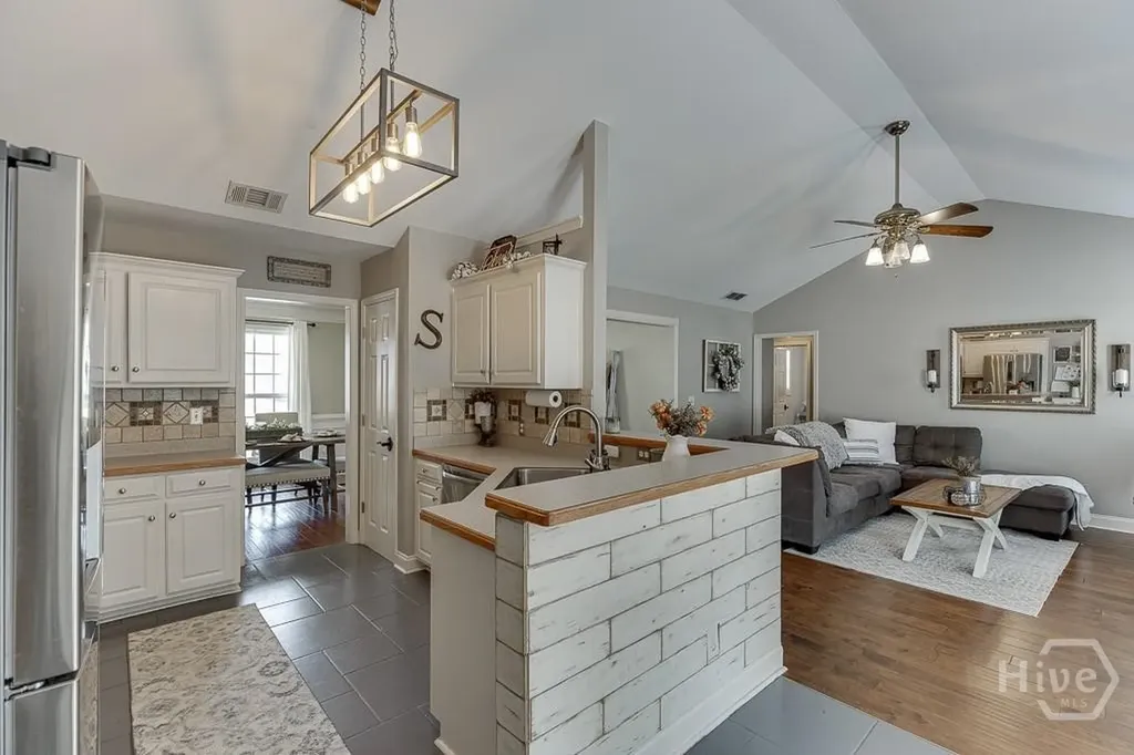 131 Wood Cove Jefferson GA 30549